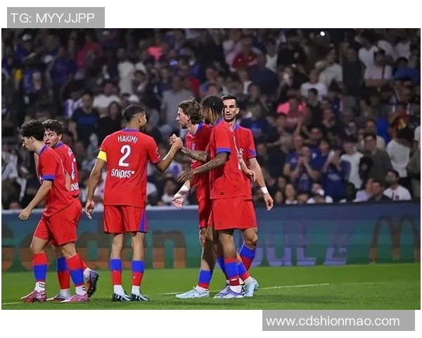 英超激战：拜仁4-0横扫皇马全场集锦引爆激情时刻