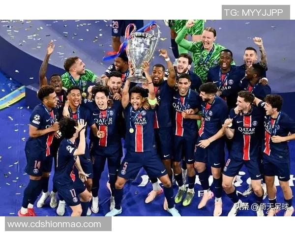 国王杯激战巴黎圣日耳曼3-2逆转马竞上演帽子戏法引爆全场激情