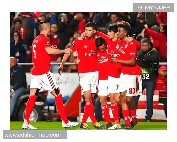 友谊赛精彩回顾拜仁逆转本菲卡全场沸腾瞬间分析