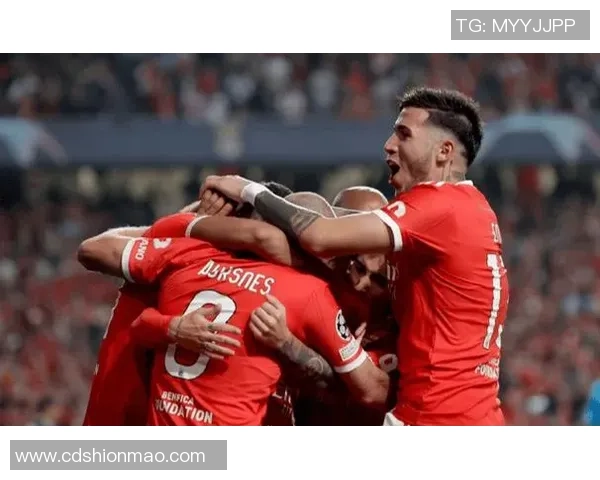 德甲精彩对决曼联与本菲卡战平乌龙球成比赛转折点分析