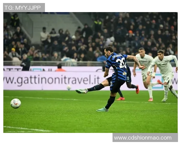 意甲焦点战那不勒斯与尤文图斯握手言和帽子戏法引发争议判罚讨论