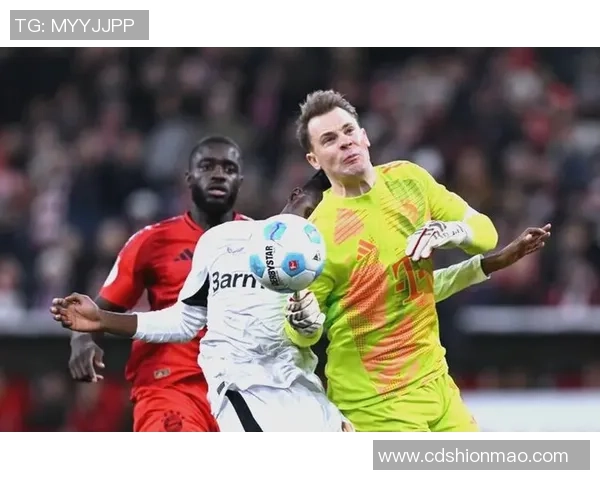 欧联杯惊现冷门尤文图斯逆转拜仁引发红牌风波全场沸腾