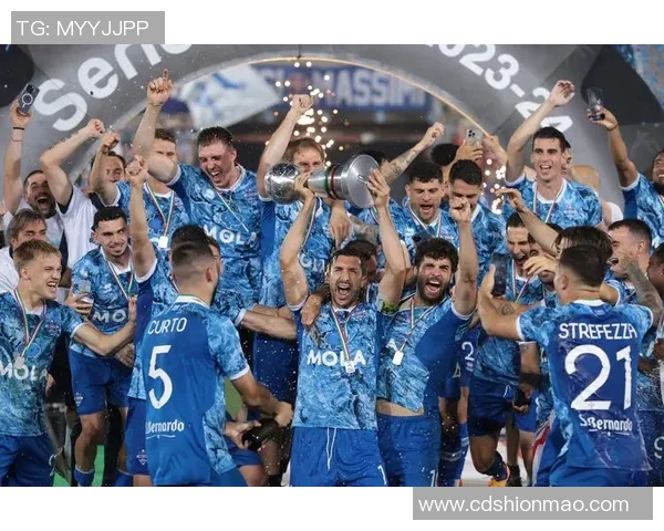 欧联杯曼城大胜热刺点球大战瞬间点燃全场激情战术解析与精彩回顾