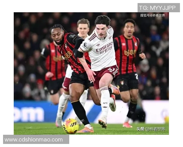 意甲激战阿森纳大胜里昂引发争议判罚全场沸腾 意甲激战阿森纳大胜里昂引发争议判罚全场沸腾