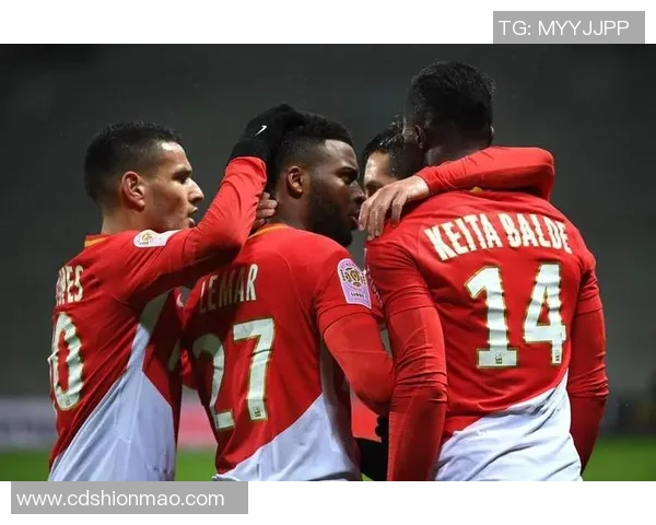 德甲激战AC米兰与本菲卡战平红牌事件引发全场热议与战术分析 德甲激战AC米兰与本菲卡战平红牌事件引发全场热议与战术分析