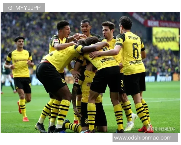 意甲赛场惊现冷门莱比锡与多特蒙德激战成平局帽子戏法引发全场狂欢