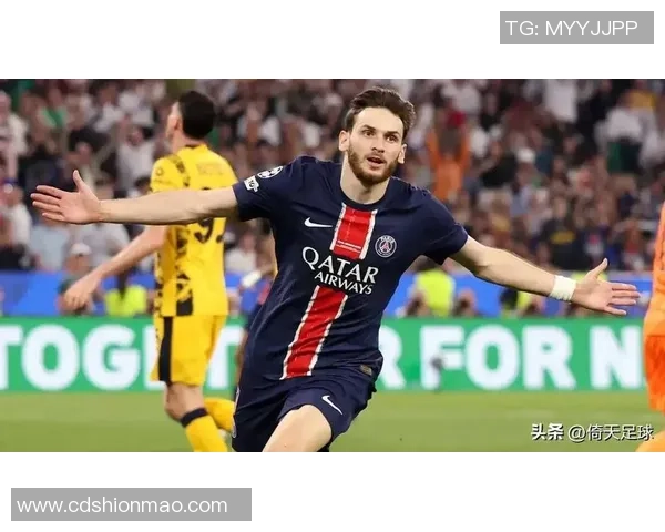 欧冠激战:巴黎圣日耳曼逆转热刺神扑瞬间成比赛转折点解析 欧冠激战:巴黎圣日耳曼逆转热刺神扑瞬间成比赛转折点解析